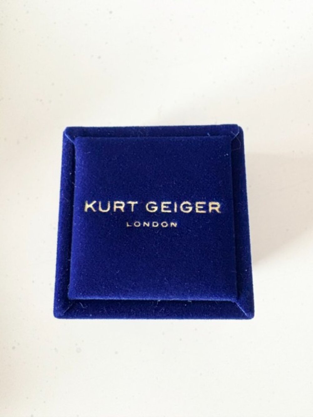 Kurt Geiger Emerald Cut Crystal Cocktail Ring (9) NIB - Picture 5 of 8